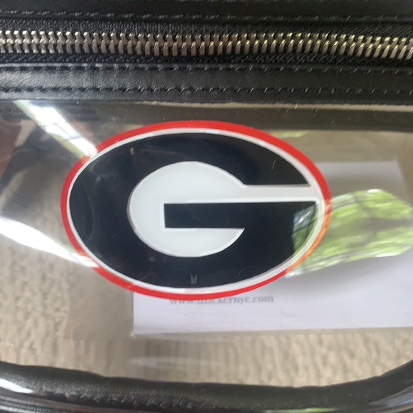 NWT Black Leather UGA Fanny Pack - Picture 2 of 3
